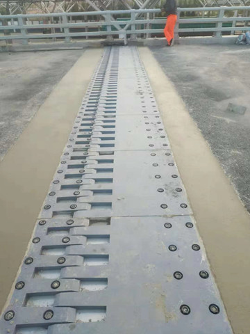 gpz（II）盆式橡胶支座 桥梁橡胶支座 隔震橡胶垫块垫板 国标质量