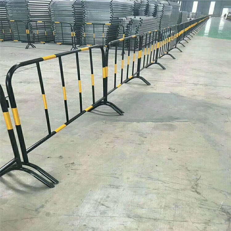 黄黑铁马护栏 可移动铁马围栏 铁马临时护栏厂家