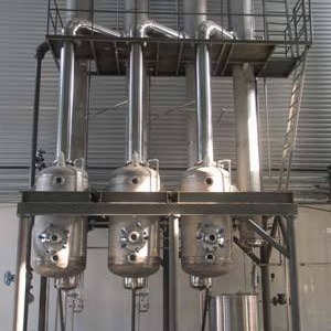 回收二手不锈钢蒸发器   蒸发量是五吨的蒸发器  二手浓缩蒸发器 二手100平方冷凝器 钛材质蒸发器  二手三效蒸发器