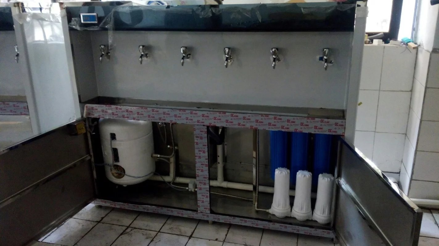 可供多人使用饮水机 工厂直销不锈钢柜式饮水机 节能节能设备示例图2
