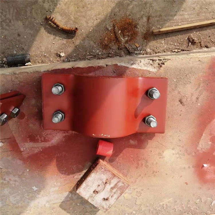 实体厂家直供 双排螺栓管夹 A9双排螺栓管夹图片