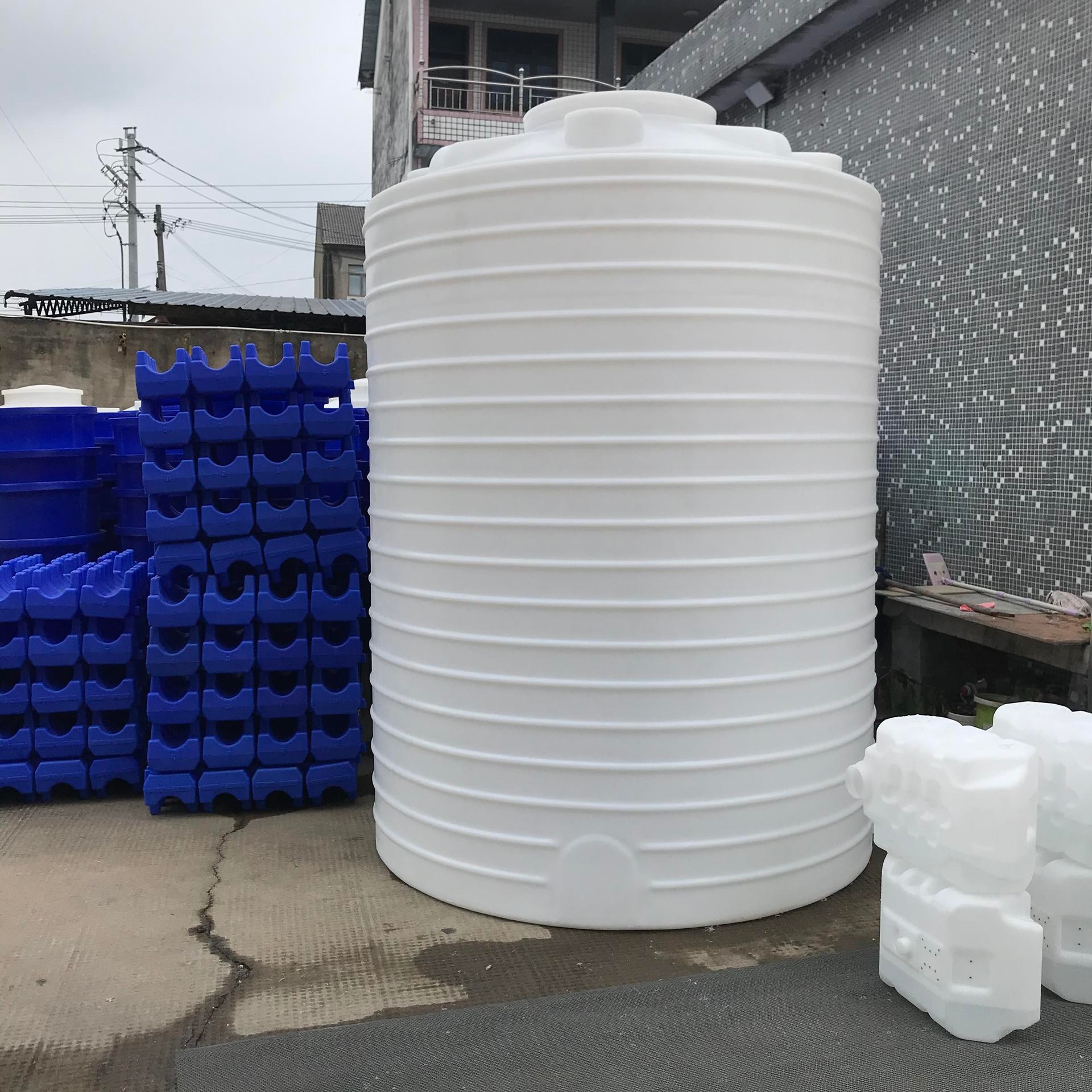 雅格20吨塑料储罐 滚塑塑料容器平底水箱 纯水储罐现货图片