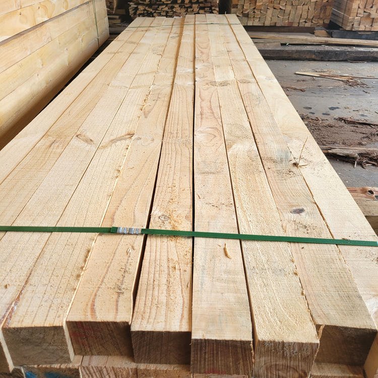 上海邦皓工厂供应新西兰松木木方 松实木条不易开裂易固定可定制加工规格木架条大量批发