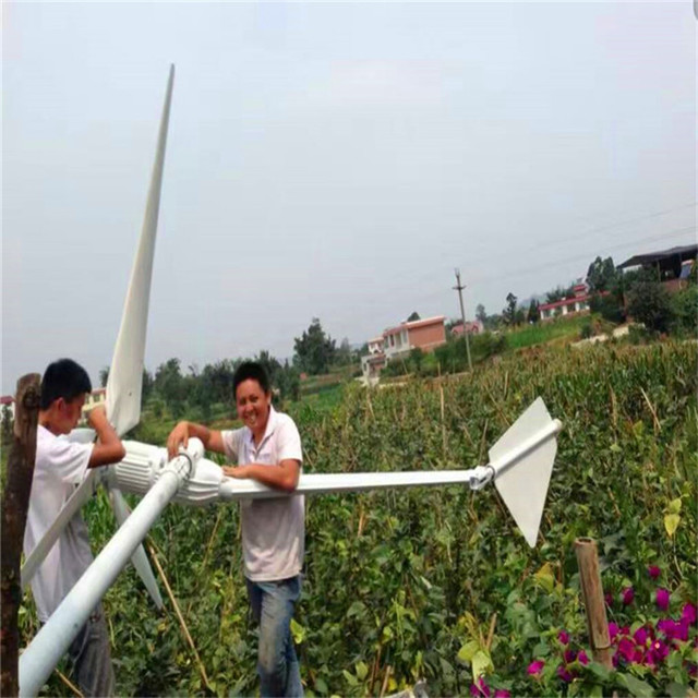 家用风力发电机 500w风力发电机可带小型家电12/24V