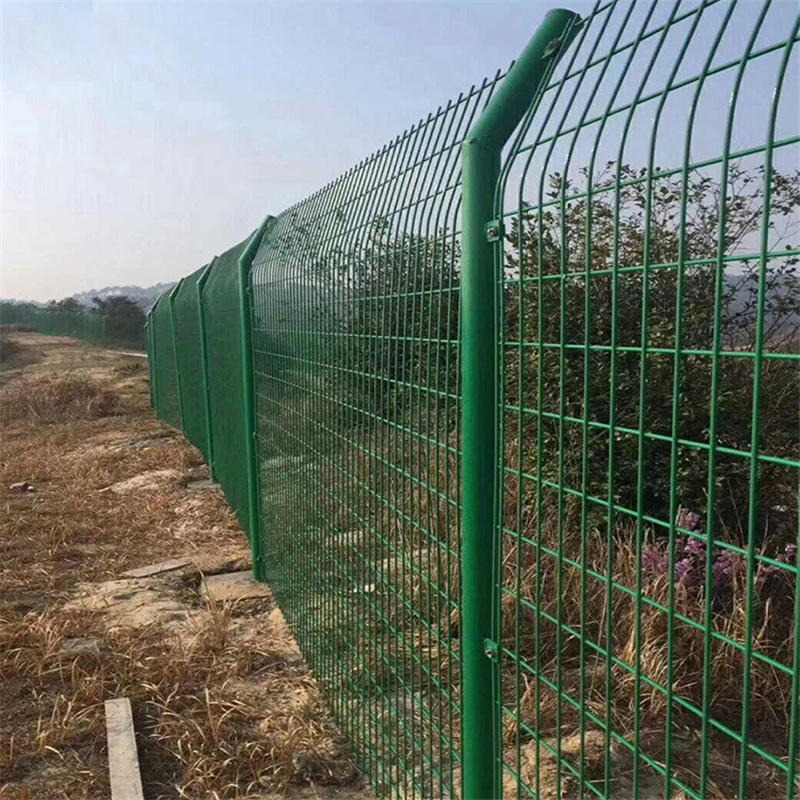 福嘉圈地围栏网厂家 果园围地护栏网 山地圈山铁丝网