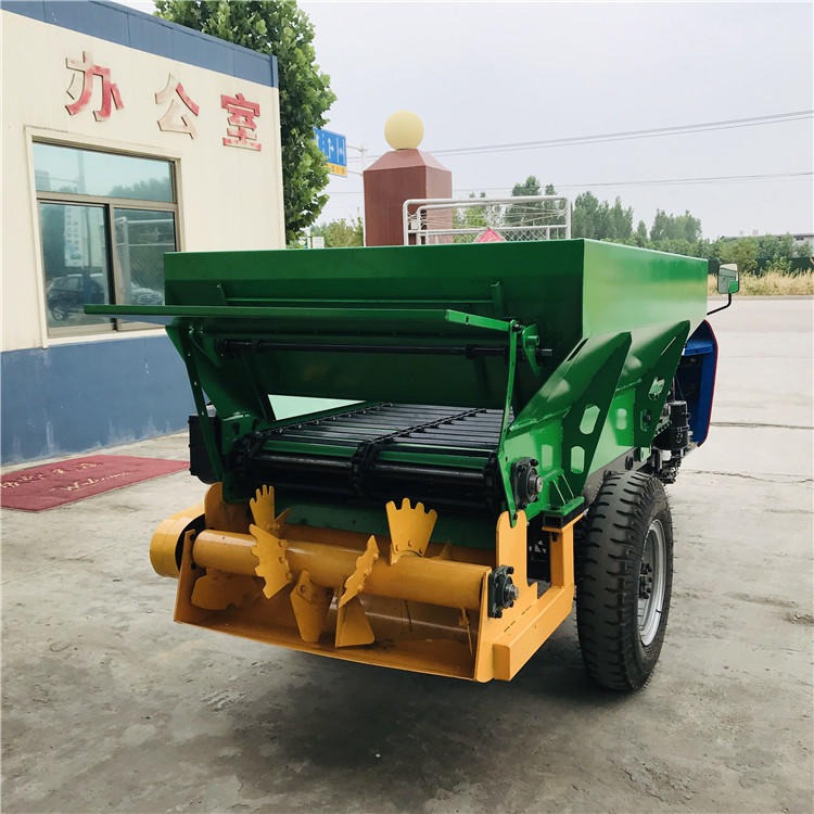 农用圆盘撒肥车 1.5方化肥撒肥机 新型施肥撒粪机器厂家