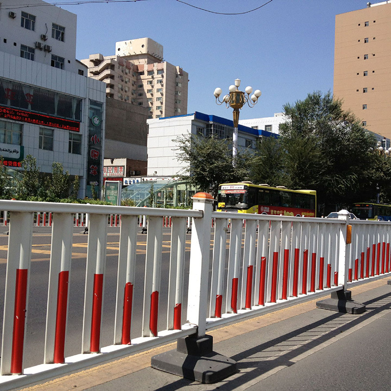 供应道路隔离防撞栏杆 马路围栏 pvc交通市政护栏 可定制加工示例图12