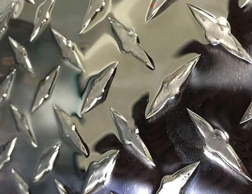 合肥铝板批发 花纹铝板 低价销售 荣龙金属 欢迎咨询