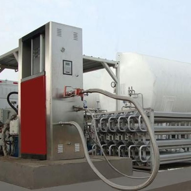 出售LNG标准加气站设备   LNG低温储罐    回收二手燃气车头   二手lng槽车尾  车载瓶