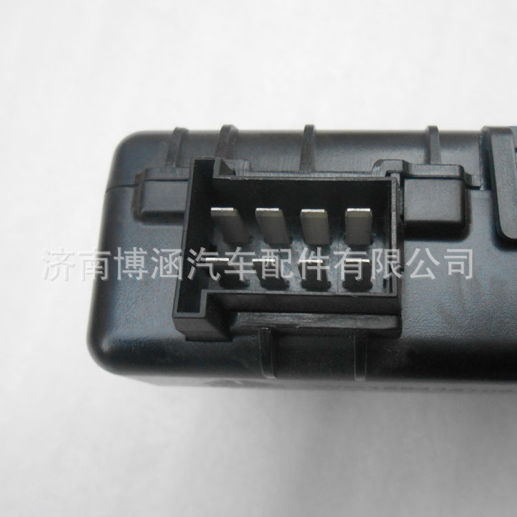 现货供应中国重汽左门控开关控制器（豪华）    WG1664331063示例图5