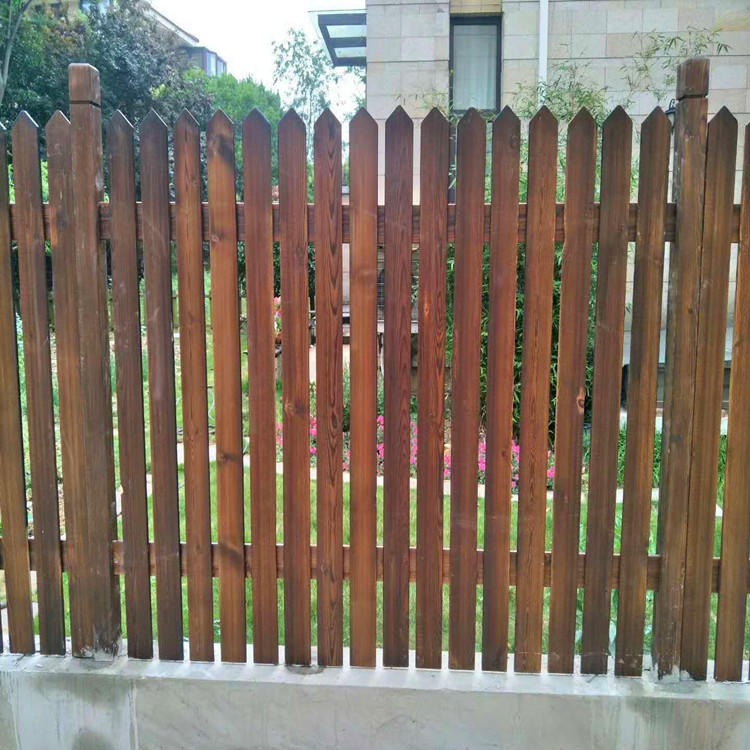 佳星 农村实木栅栏围墙 防腐木围栏 生态木护栏 厂家定制