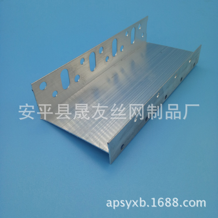 供应河南郑州外墙施工用保温板托架 U型铝合金卡条槽钢角钢托架示例图2