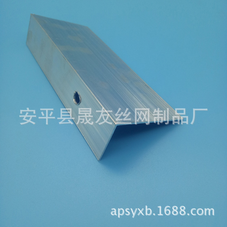 供应河南郑州外墙施工用保温板托架 U型铝合金卡条槽钢角钢托架示例图4