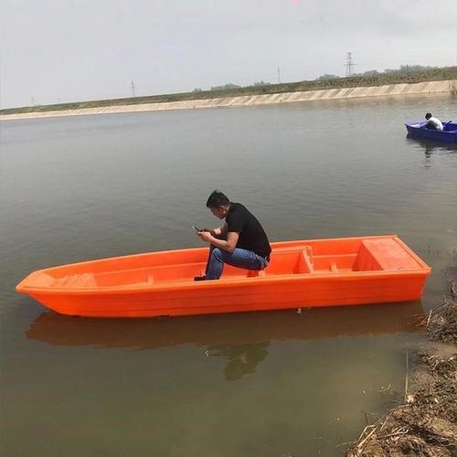 孝感6米塑料渔船 塑料小船 环保海钓渔船 PE冲锋舟厂家图片