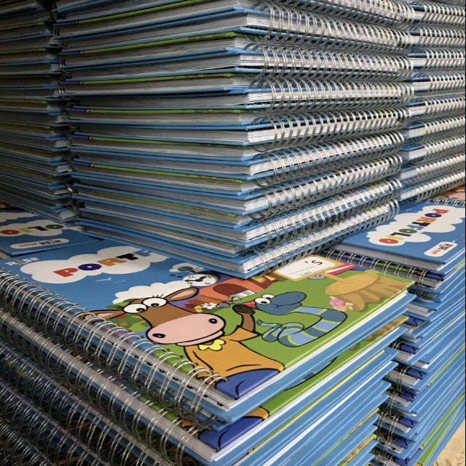A4彩色绘本图册 AR读本画册彩色铁圈装 儿童图画书 儿童精装本印刷厂
