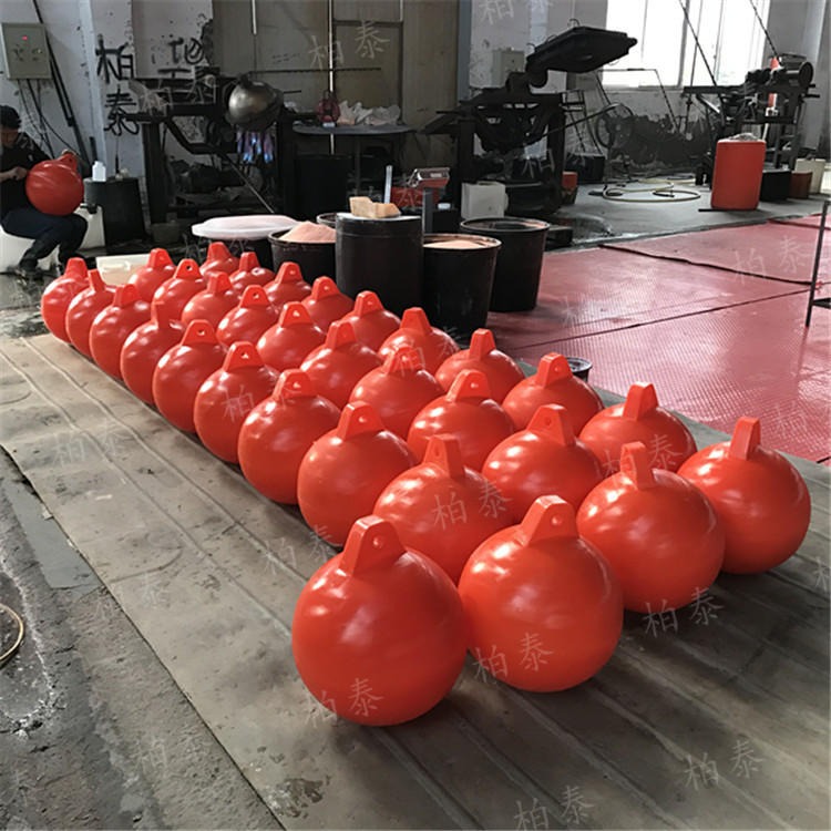 柏泰厂家 FQ450贴反光贴塑料浮球带拉环警示浮子 定制海面锚固定塑料浮球图片