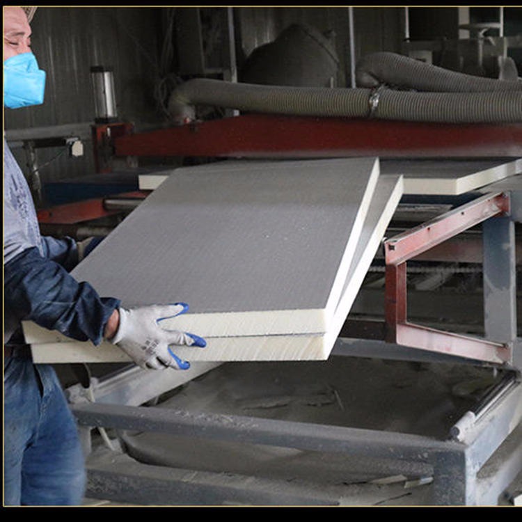 河北文昌 聚氨酯复合板生产厂家  品质保证 欢迎咨询  聚氨酯复合板材   聚氨酯复合板施工