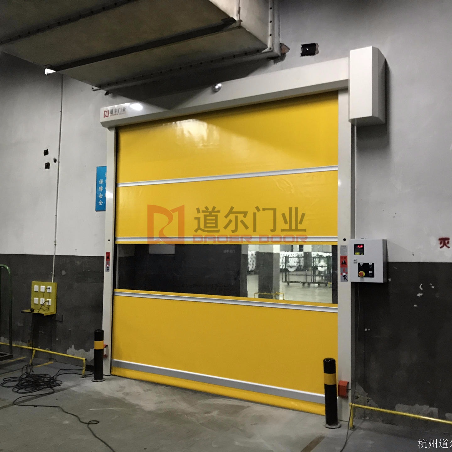 杭州纺织厂快速门   快速提升门  保温快速门  设备防护门图片