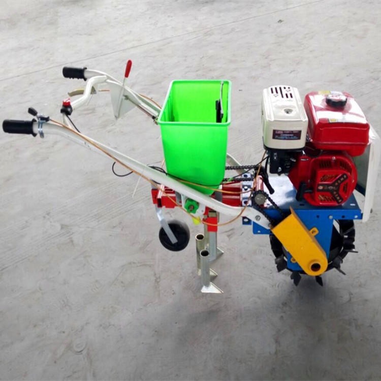 小型施肥机厂家直销 汽油施肥机 自走式玉米追肥机