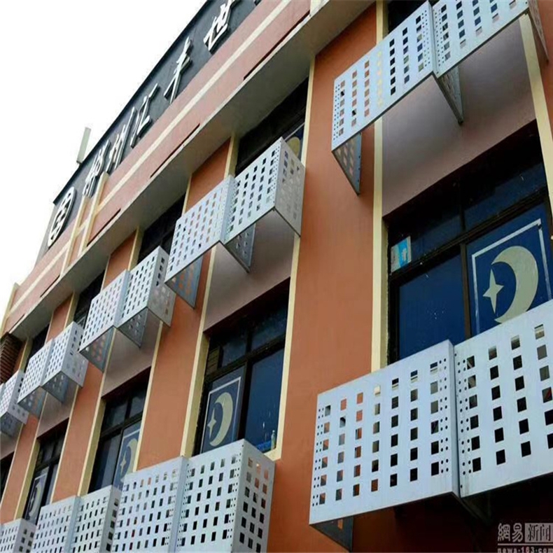 河南锦昱维护方便公共服务建筑用仿木纹铝单板2.0mm