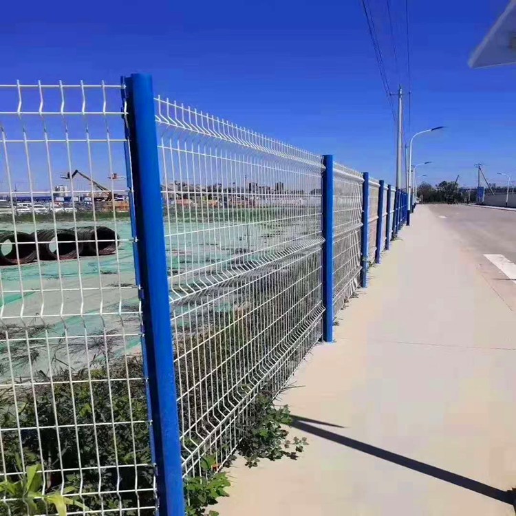 铁路防护栅栏 框架式绿色防护网批发 云蓝