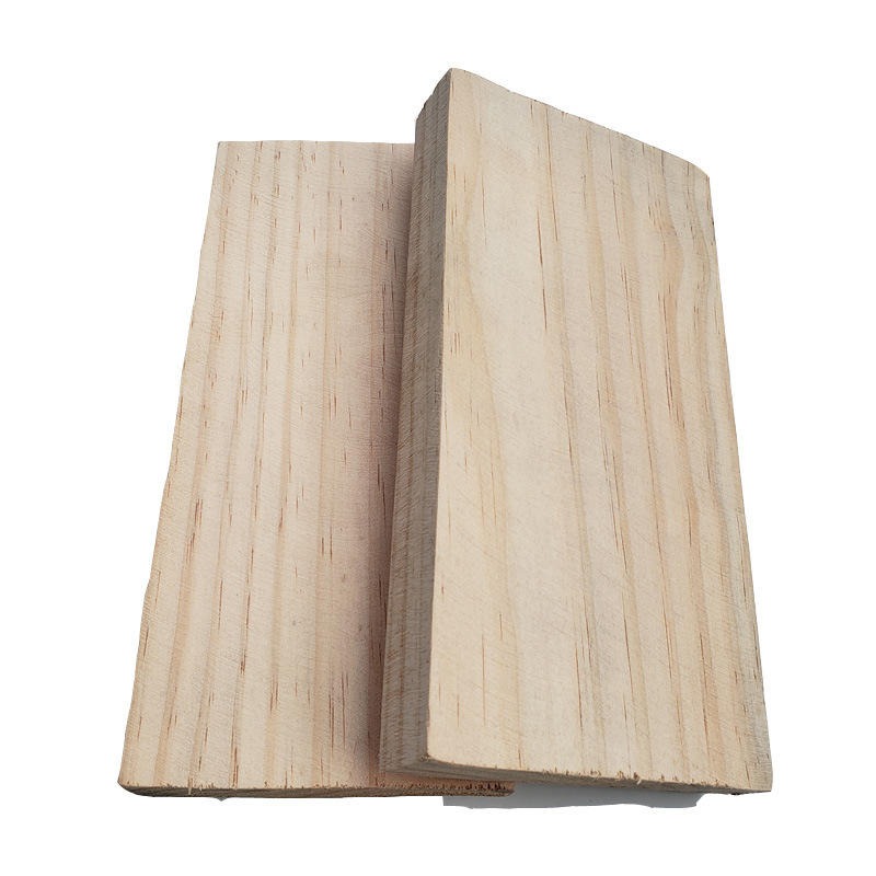 邦皓木业供应新西兰松木方 建筑方木不易开裂托盘松木条包装箱面板图片