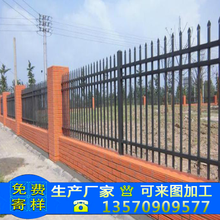 镀锌管护栏按图生产 珠海场地围墙栏护栏报价 汕头别墅围栏安装