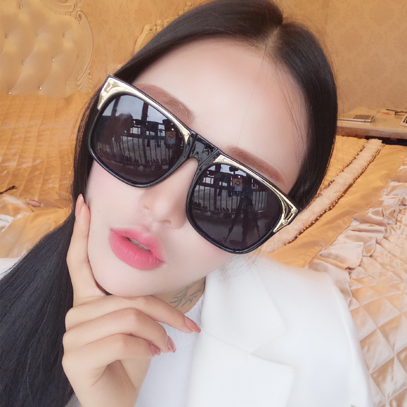 2016韩版新款街拍明星款复古铆钉太阳镜潮人男女款墨镜彩膜眼镜