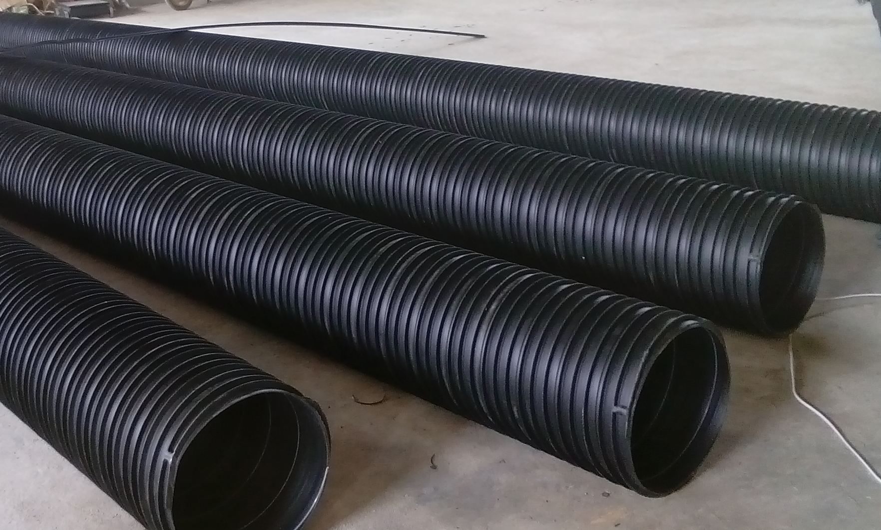 厂家直销四川云南贵州重庆西藏 hdpe塑钢缠绕管 增强聚乙烯排水管示例图4