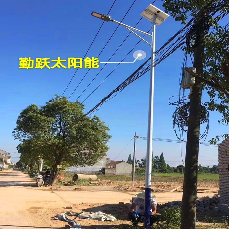 丰城农村5米太阳能灯生产 高安锥形管路灯 靖安高低伸臂路灯报价
