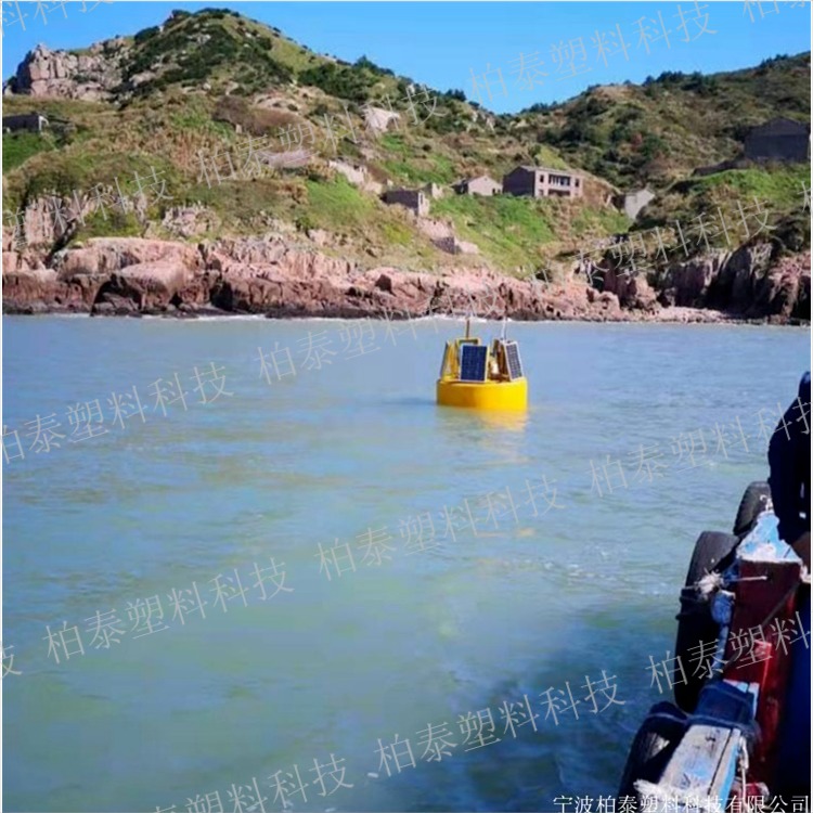 大连海牧场水质检测浮标浮鼓 直径1.8米塑料灯浮 柏泰PE航标生产厂家图片