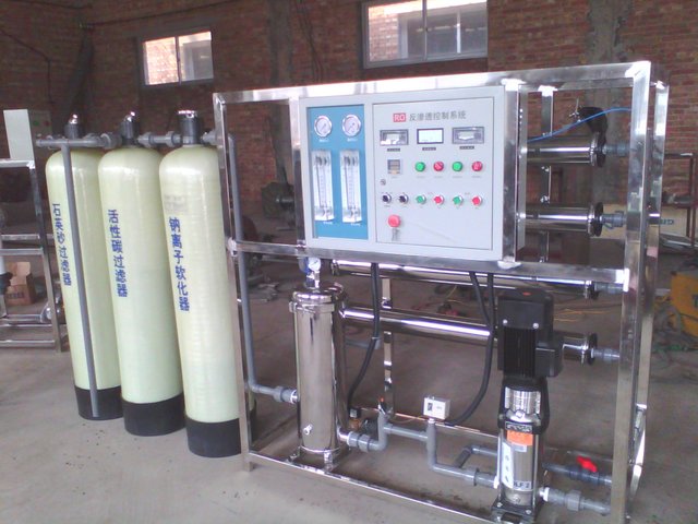 2吨反渗透水处理设备  利佳工业RO反渗透纯净水设备  反渗透去离子水设备