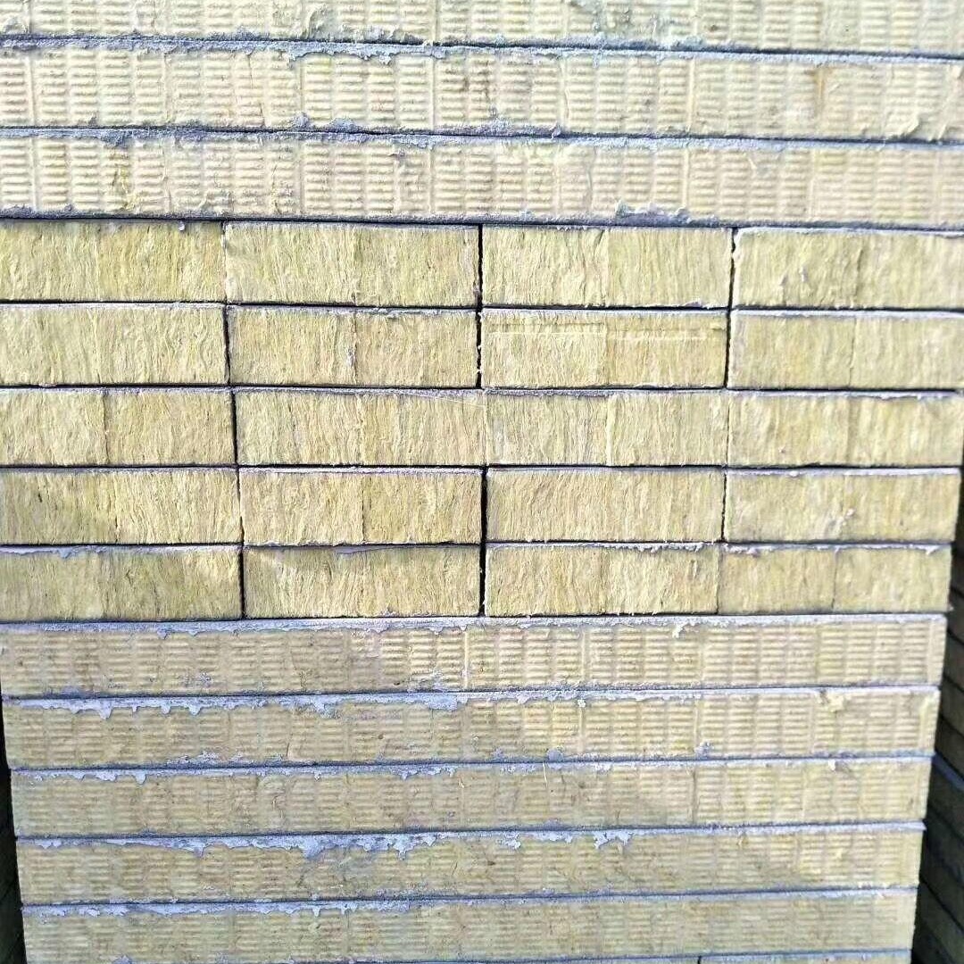 供应岩棉复合板 竖丝岩棉复合板 外墙岩棉复合板 当然是犇腾岩棉复合板