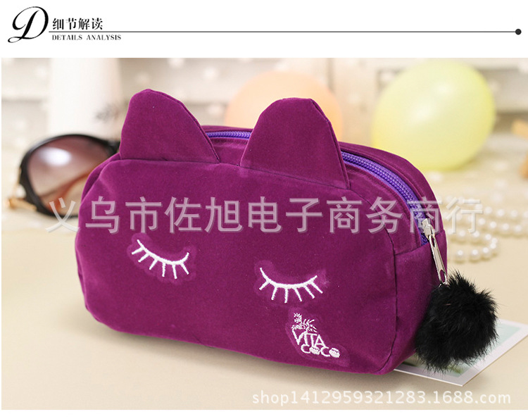 厂家直销可爱笔袋手拿绒布包大容量收纳包俏皮猫咪化妆包现货批发示例图7