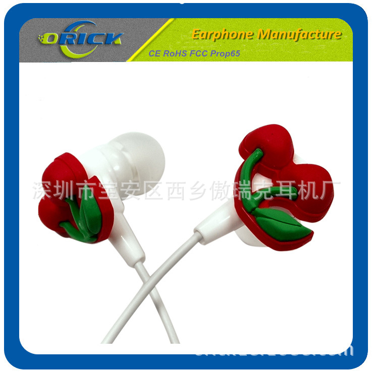 汕头耳机工厂批发定制1比1樱桃图案造型2d硅胶卡通耳机
