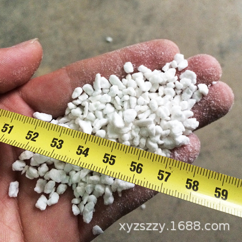 育苗珍珠岩厂供应：3-6mm过筛精品珍珠颗粒，2019珍珠岩价格