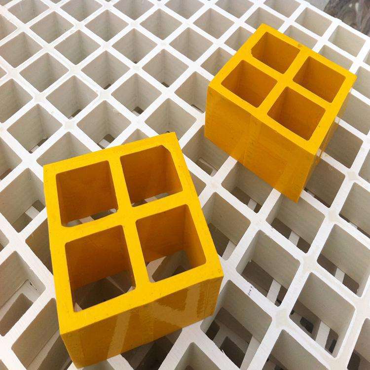 格栅踏步板   黄色塑料方孔板  淄博市玻璃钢踏步板示例图9