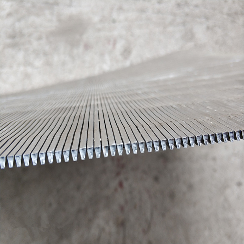 不锈钢条形矿筛网 焊接条缝震动筛网 楔形条形筛网 厂家供应