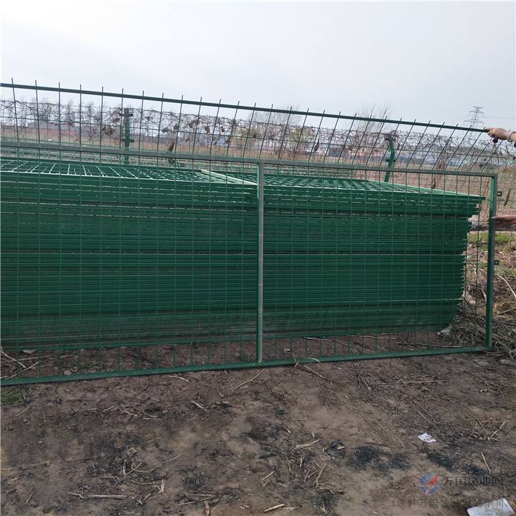 双边丝护栏网 浸塑公园护栏网 合肥公路护栏网规格示例图10