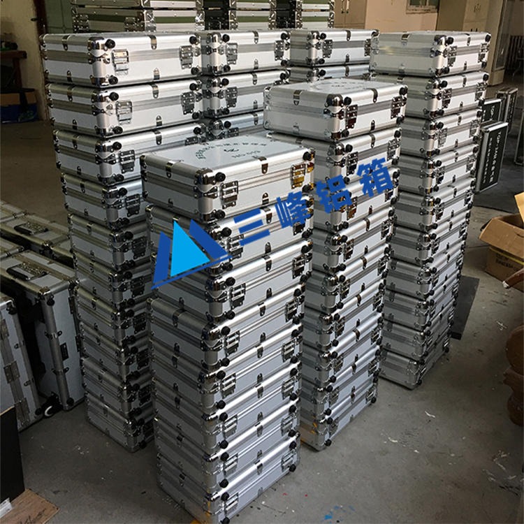 供应多功能铝合金拉杆箱 仪器铝合金拉杆箱 各类工具箱