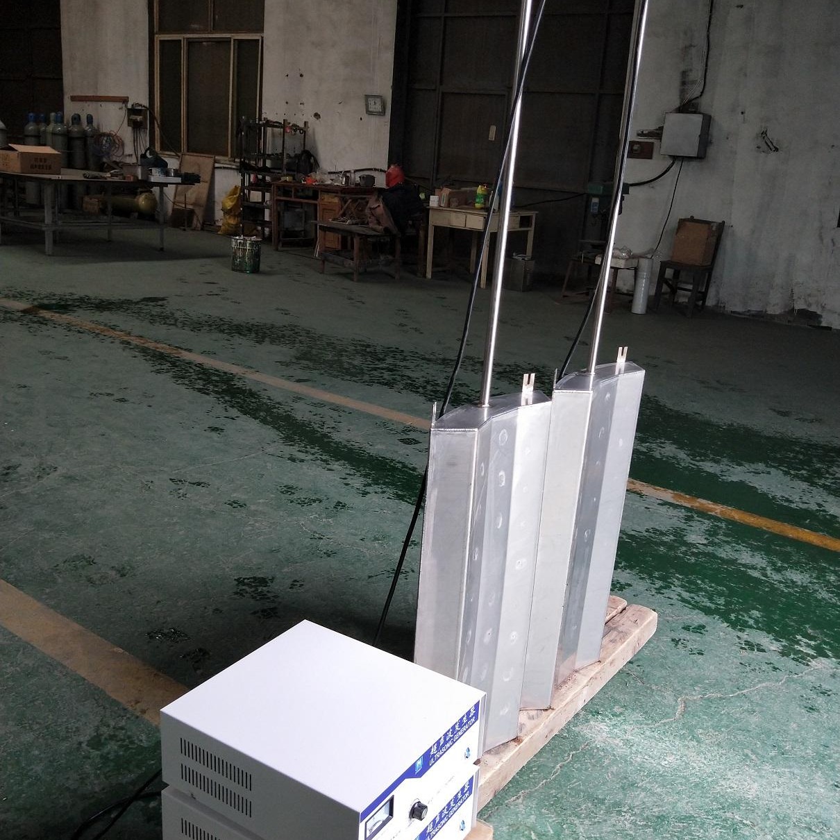 超声波震板安装灵活使用方便 万和超声波振盒