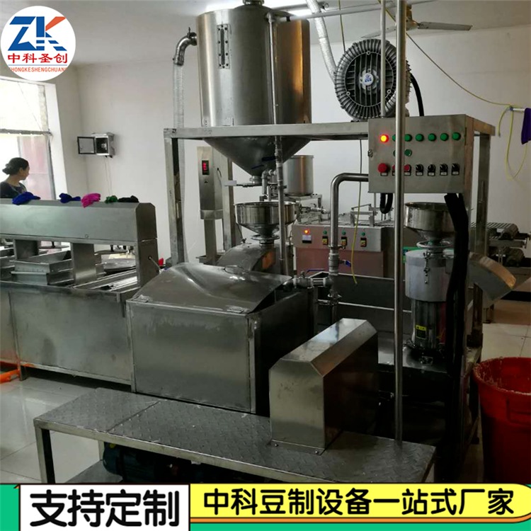 彭州黄豆磨浆机型号 制作豆腐大型磨浆机 大型全自动三联磨浆机组现货供应图片