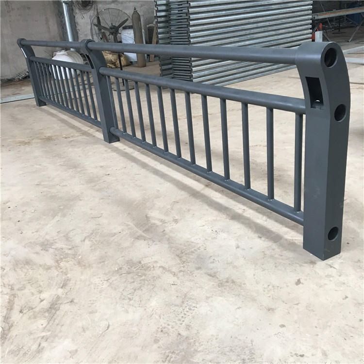 304不锈钢碳素钢复合管 聚晟 201河道护栏 制作安装 公园木栈道拉索护栏