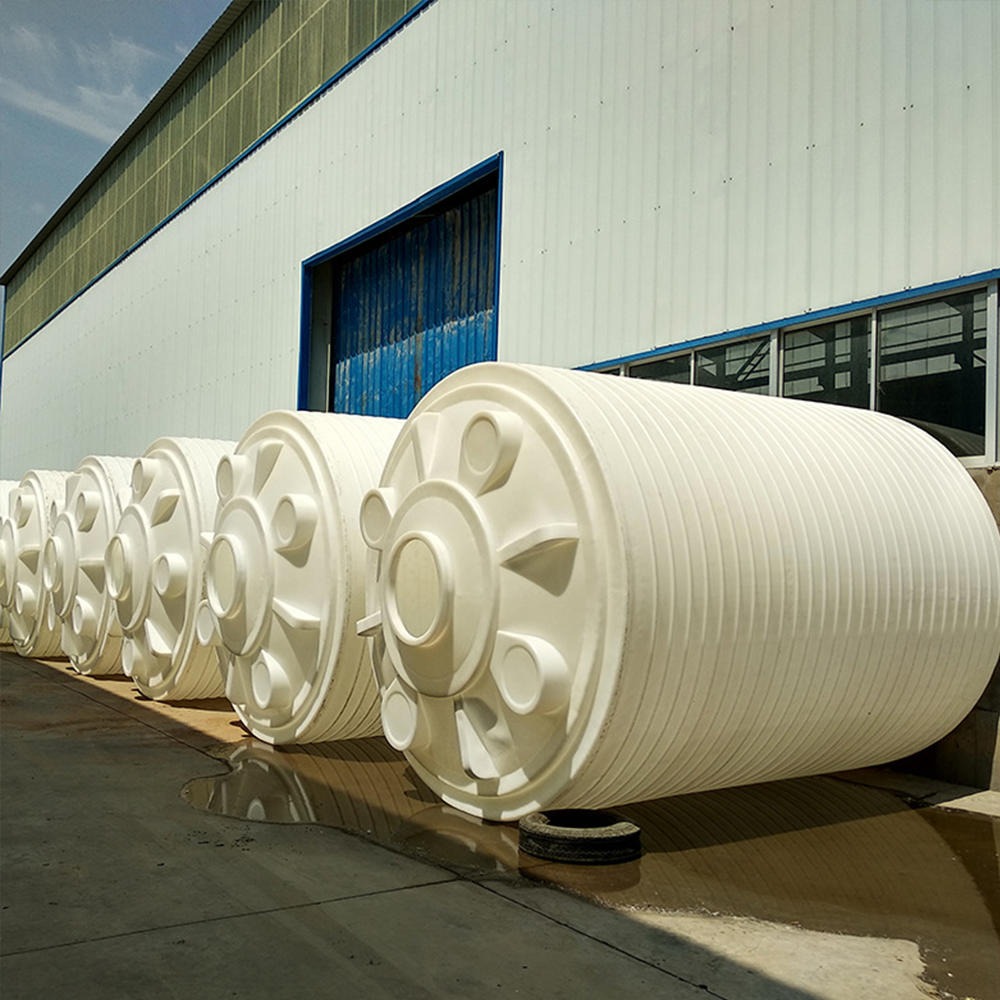 30吨PE塑料储水罐 加厚滚塑容器 30立方工业水塔 塑料水桶 大型滚塑水塔 污水处理厂PE塑料水箱图片