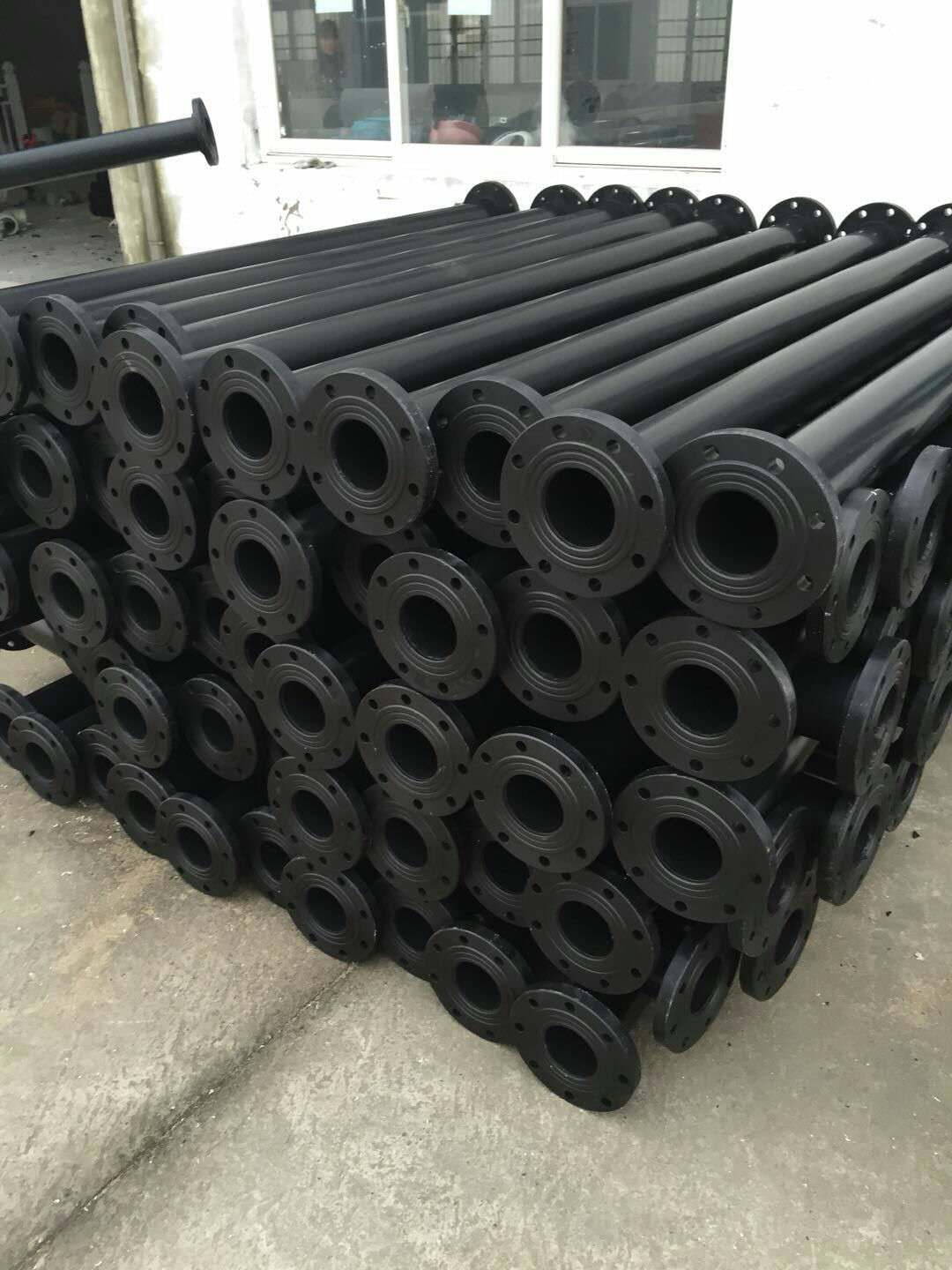 神达管阀件聚乙烯管道黑色塑料灌溉用聚乙烯缠绕结构壁B型管道图片
