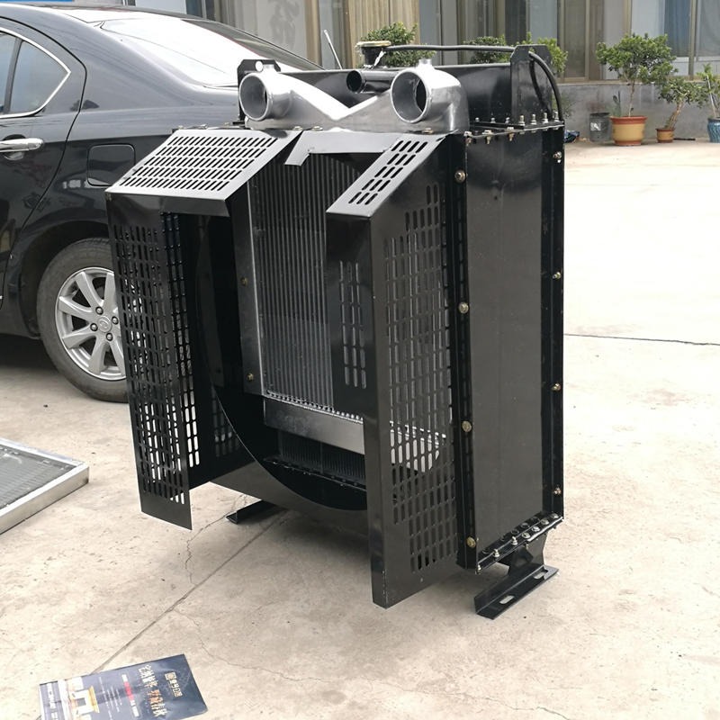潍坊华辰 615型水箱 250KW发电机组水箱 柴油机水箱 潍坊水箱价格 欢迎来电图片
