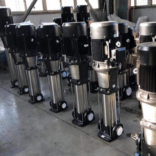 CDLF轻型不锈钢多级离心泵,立式不锈钢多级泵,卫生级不锈钢多级离心泵图片