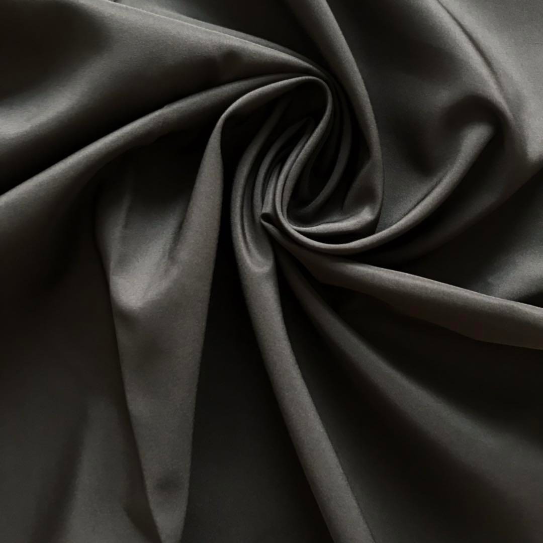 涤纶300T半光春亚纺棉服羽绒服面料 可做防水，扎光，涂层后整理