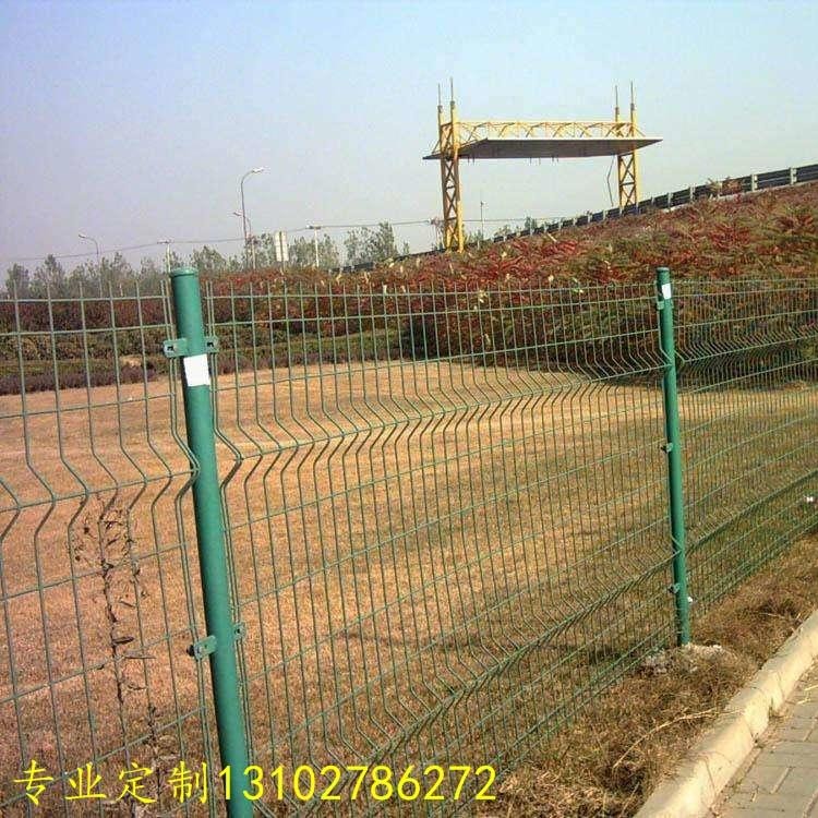 福嘉绿化铁丝网厂家 绿化铁丝网施工方案 围地铁丝网价格