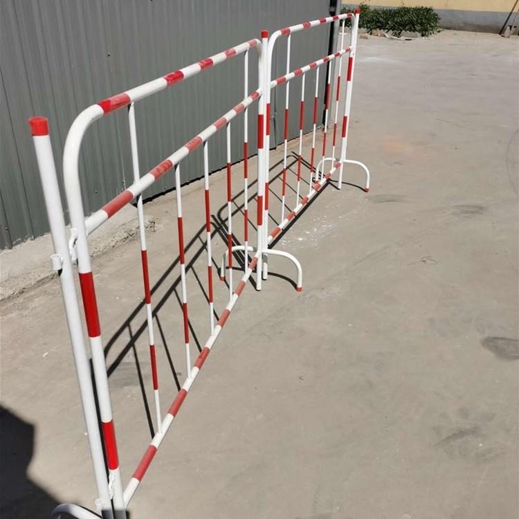 供应交通设施护栏 智科 临时铁马围栏 WL-ZK商场工地活动护栏图片